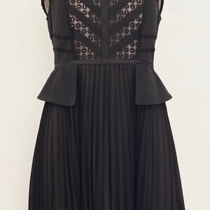 Karen Millen Black Tailored Structured Crepe Forever Pleat Dress  US 8 $325.00